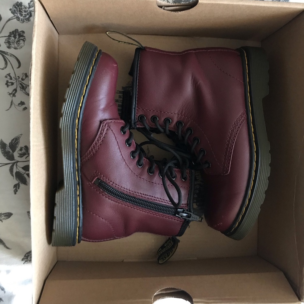Dr. Martens (11 - US) Toddler 1460 Softy T Leather